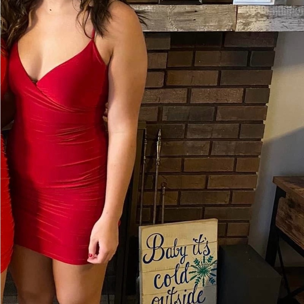 Semi formal mini dress size large (8-10)